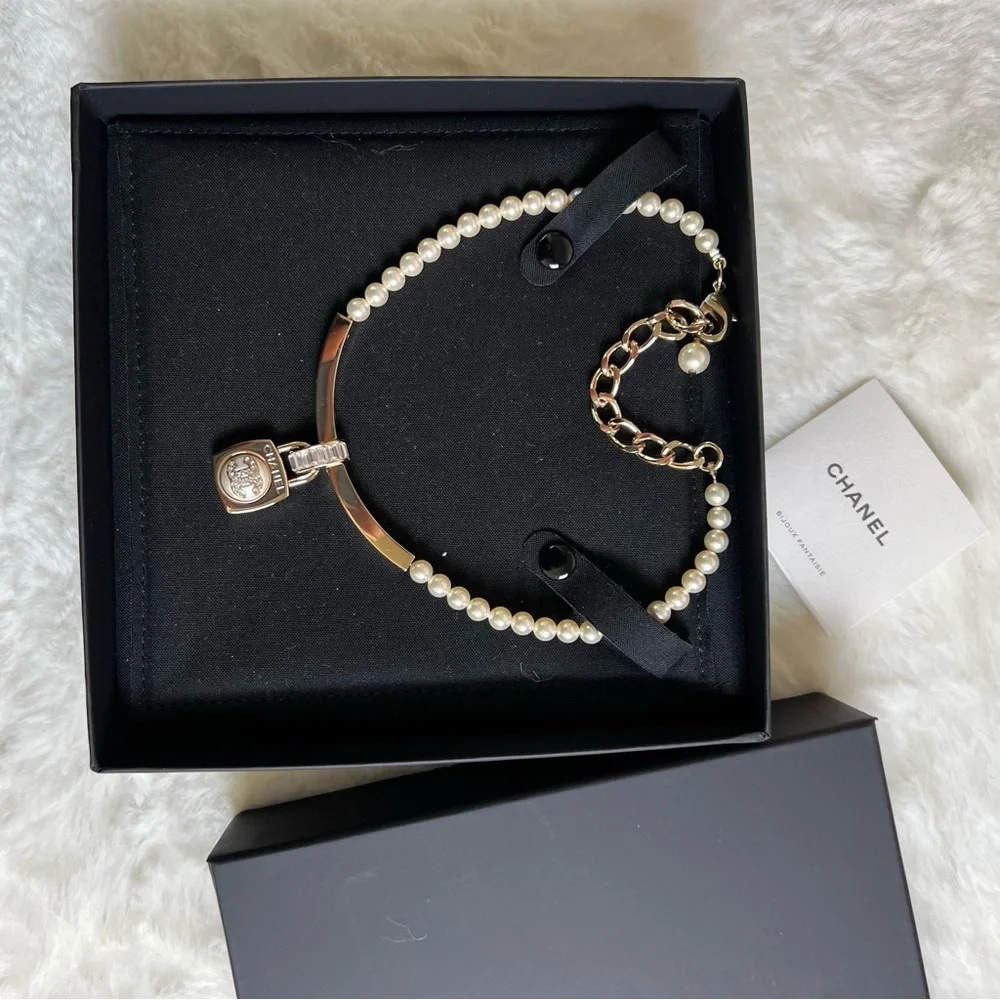 Chanel chocker - Picture 4 of 4